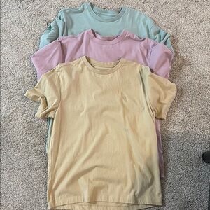 Set of Three American Eagle T-Shirts